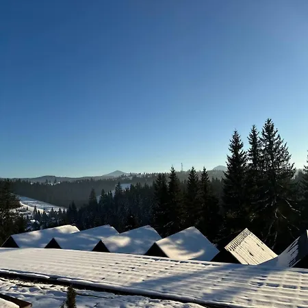 Apex Panorama Yablunytsya